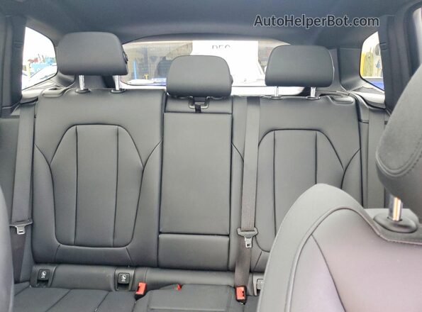 5UXTR9C55KLE13551 2019 BMW X3 Silver უკანა სავარძლების ხედი