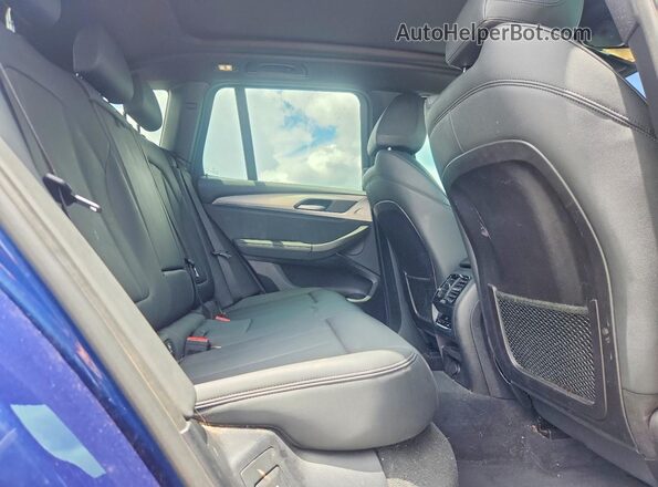 5UXTR9C55KLP92032 2019 BMW X3 Blue Vista interior trasera