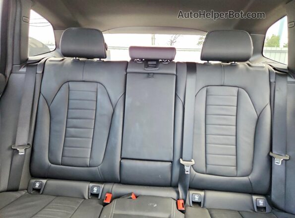 5UXTR9C56JLC76649 2018 BMW X3 White Вид задніх сидінь