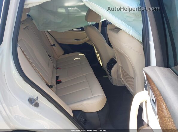5UXTR9C56KLE12974 2019 BMW X3 White Vista de la etiqueta del VIN