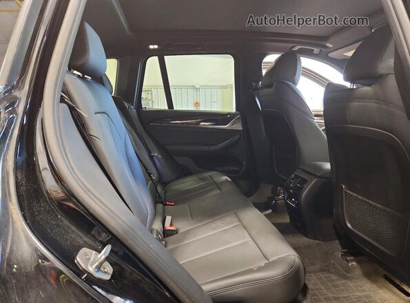 5UXTR9C56KLE17026 2019 BMW X3 Black Вид задньої частини салону