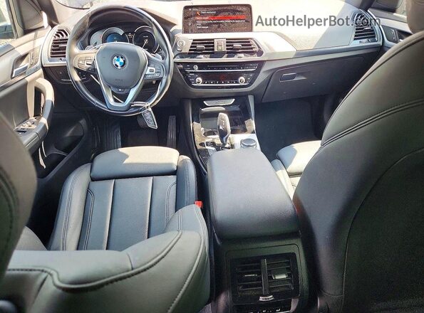 5UXTR9C57KLD93173 2019 BMW X3 Черный Вид панели приборов