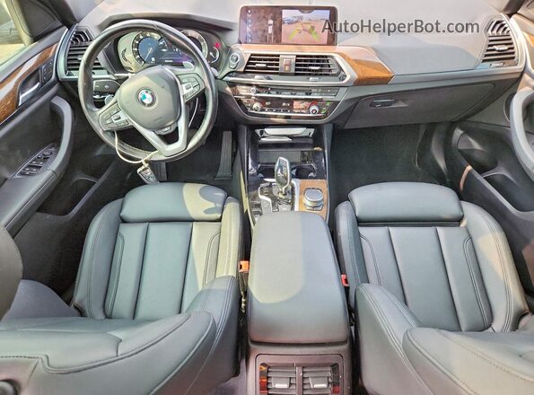 5UXTR9C57KLD98616 2019 BMW X3 Gray Vista del salpicadero