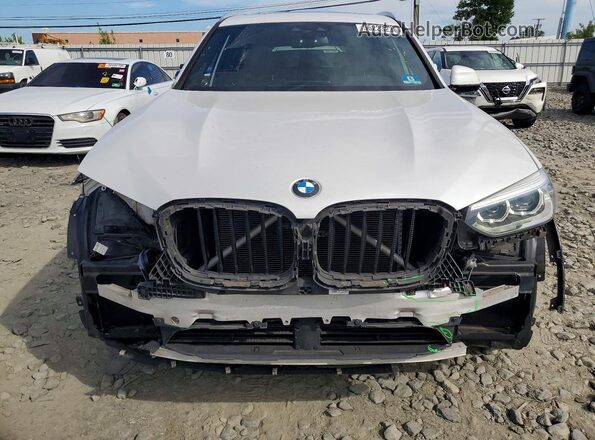 5UXTR9C58JLD69625 2018 BMW X3 White Вид спереду