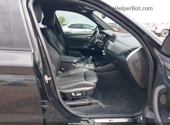 5UXTR9C59JLD58570 2018 BMW X3 Black წინა სალონის ხედი