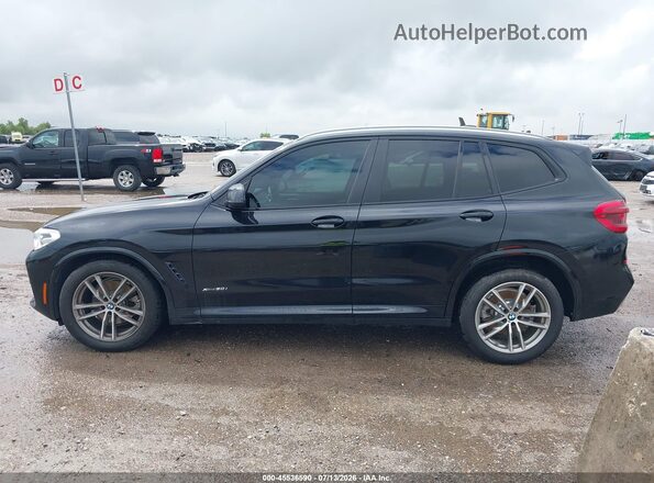 5UXTR9C59JLD58570 2018 BMW X3 Black სალონის 360-გრადუსიანი ხედი