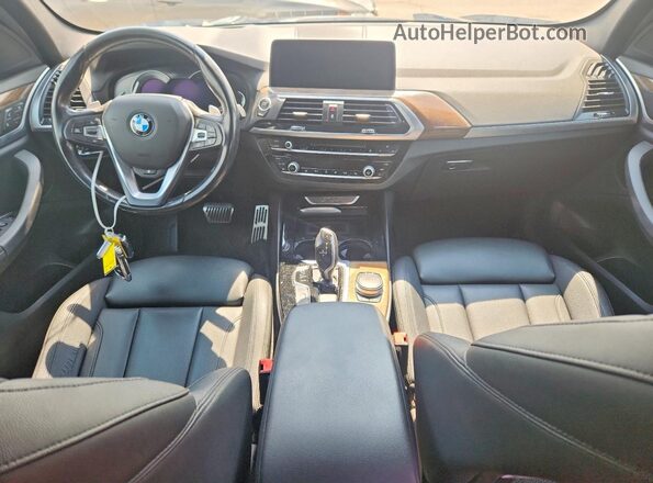 5UXTR9C5XJLC69364 2018 BMW X3 Blue Dashboard view