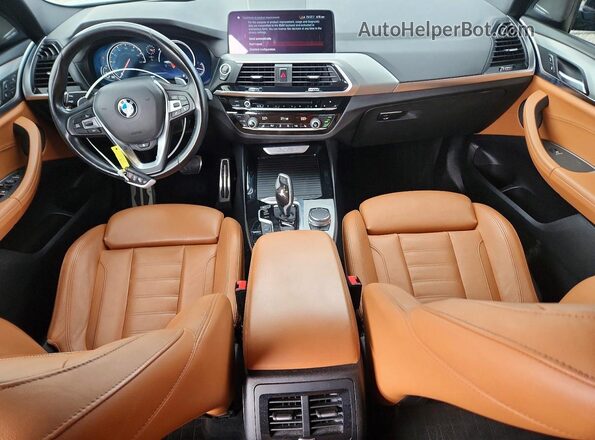 5UXTR9C5XJLD70940 2018 BMW X3 Black Առջևի վահանակի տեսք