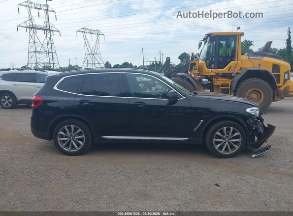 5UXTR9C5XJLD88371 2018 BMW X3 Черный Вид задней части салона