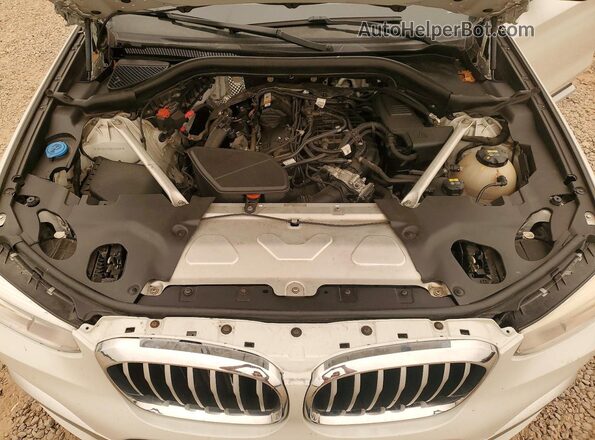 5UXTR9C5XKLE12556 2019 BMW X3 White Widok komory silnika