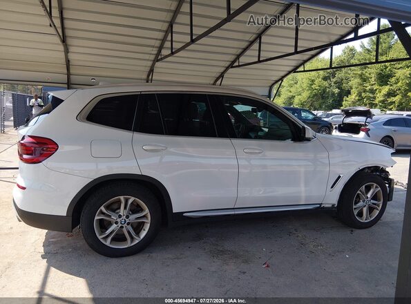 5UXTS1C00M9G26370 2021 BMW X3 White Widok wnętrza 360 stopni
