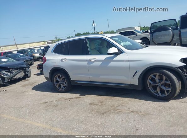 5UXTS1C04L9C89992 2020 BMW X3 White Սալոնի հետևի տեսք