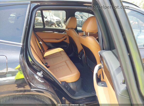 5UXTS3C54J0Z00982 2018 BMW X3 Black VIN կոդի պիտակի տեսք