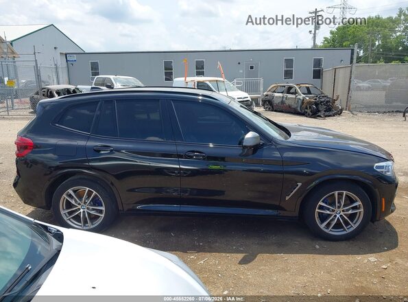 5UXTS3C54J0Z00982 2018 BMW X3 Black Սալոնի հետևի տեսք