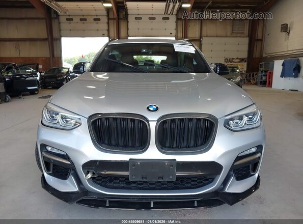 5UXTS3C57J0Y97284 2018 BMW X3 Серебряный Вид задней части салона