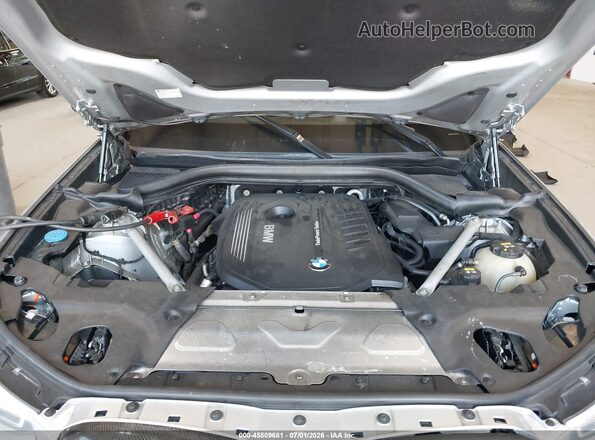 5UXTS3C57J0Y97284 2018 BMW X3 Серебряный Вид сзади