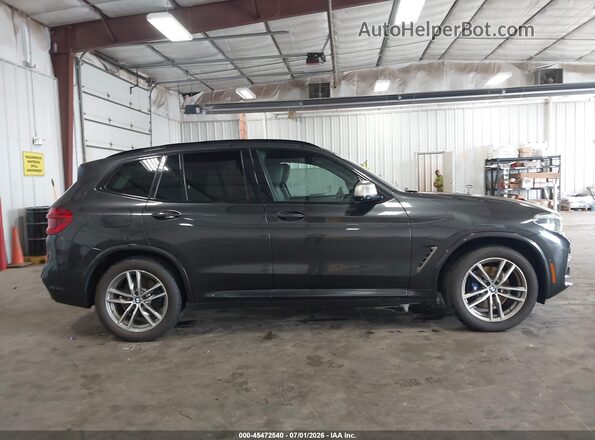 5UXTS3C58J0Z00743 2018 BMW X3 Серый Вид задней части салона