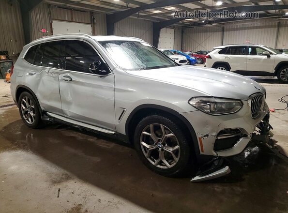 5UXTY3C02M9F52072 2021 BMW X3 Silver Front right
