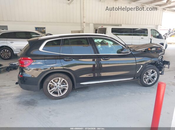 5UXTY3C02M9H99043 2021 BMW X3 Black Սալոնի 360 աստիճան տեսք