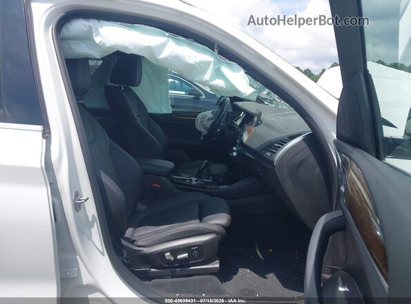 5UXTY3C04M9E86589 2021 BMW X3 White Սալոնի դիմացի տեսք