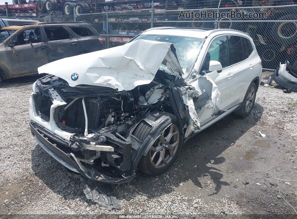 5UXTY3C04M9E86589 2021 BMW X3 White Առջևի ձախ երեք քառորդ տեսարան