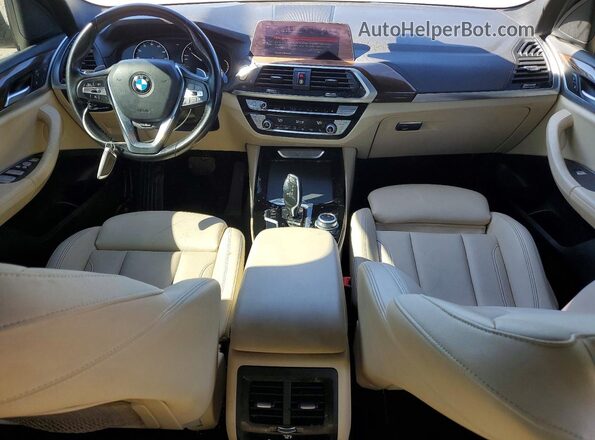 5UXTY3C06M9E85427 2021 BMW X3 Белый Вид панели приборов