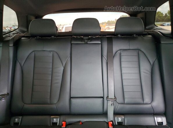 5UXTY3C08L9B93406 2020 BMW X3 White Widok tylnych siedzeń
