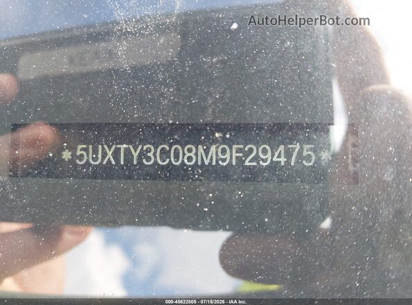 5UXTY3C08M9F29475 2021 BMW X3 White 