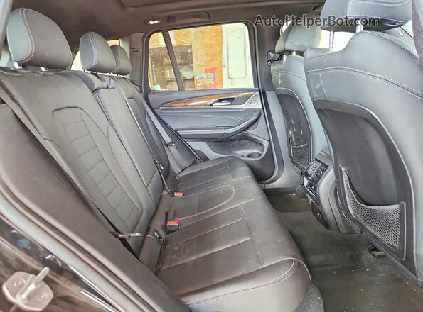 5UXTY3C09L9D07199 2020 BMW X3 Black უკანა სალონის ხედი