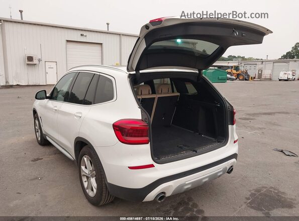5UXTY5C00L9C38964 2020 BMW X3 Белый Задняя левая четверть