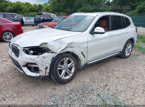5UXTY5C00L9D68209 2020 BMW X3 White Przód lewy