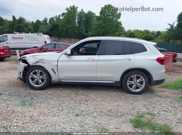 5UXTY5C00L9D68209 2020 BMW X3 White Widok wnętrza 360 stopni