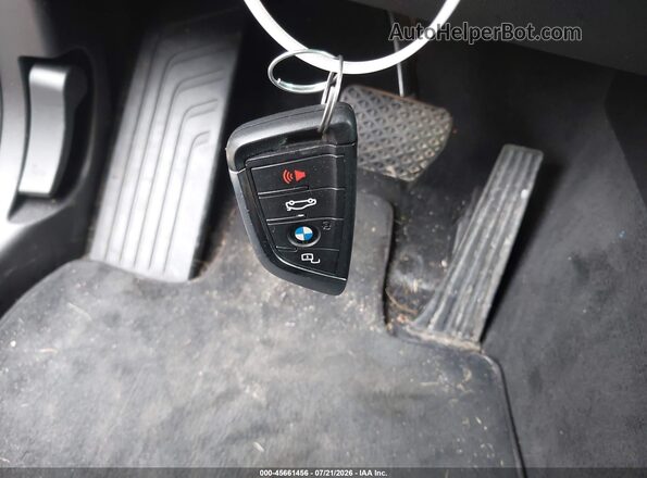 5UXTY5C00L9D68209 2020 BMW X3 White Widok deski rozdzielczej