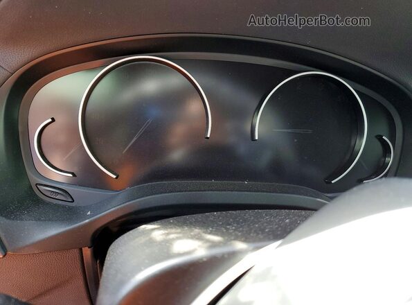 5UXTY5C01L9B39215 2020 BMW X3 Black ხელსაწყოთა პანელის ხედი