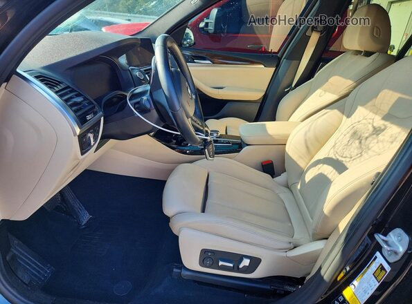 5UXTY5C01M9E51858 2021 BMW X3 Черный Вид салона спереди