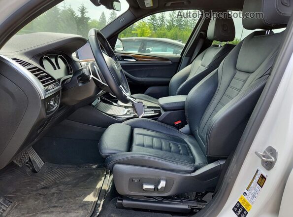 5UXTY5C01M9E60561 2021 BMW X3 White Вид салону спереду