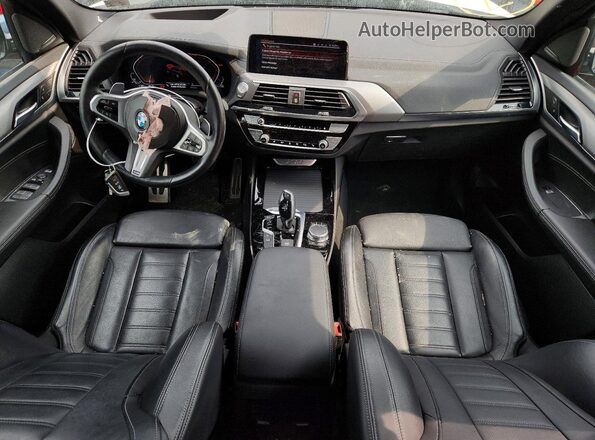 5UXTY5C01M9F15980 2021 BMW X3 White Vista del salpicadero