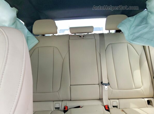 5UXTY5C02M9G79464 2021 BMW X3 Blue Rear seats view