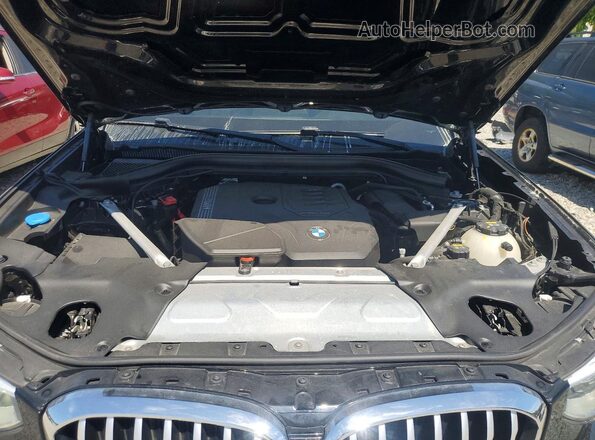 5UXTY5C04M9G76341 2021 BMW X3 Black Вид підкапотного простору