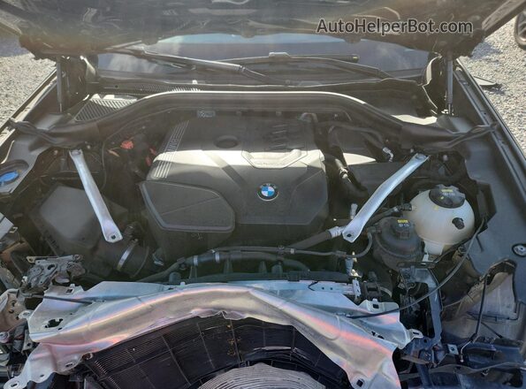 5UXTY5C05M9D90739 2021 BMW X3 Black ძრავის განყოფილების ხედი