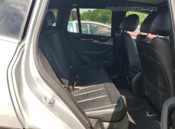 5UXTY5C06M9F16316 2021 BMW X3 Silver Rear interior view