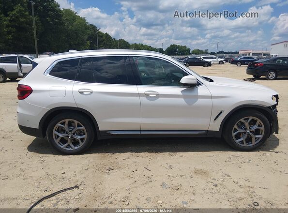 5UXTY5C08L9B69991 2020 BMW X3 White Սալոնի 360 աստիճան տեսք