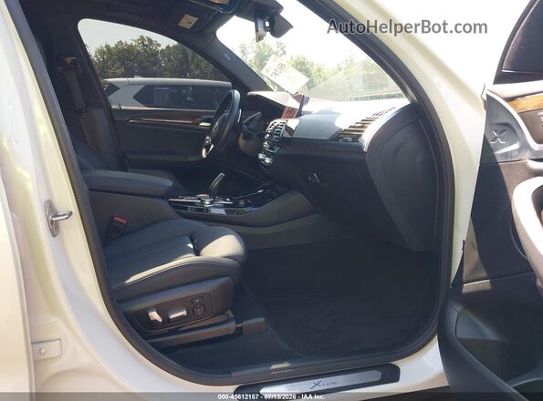 5UXTY5C08M9F41606 2021 BMW X3 White Սալոնի դիմացի տեսք