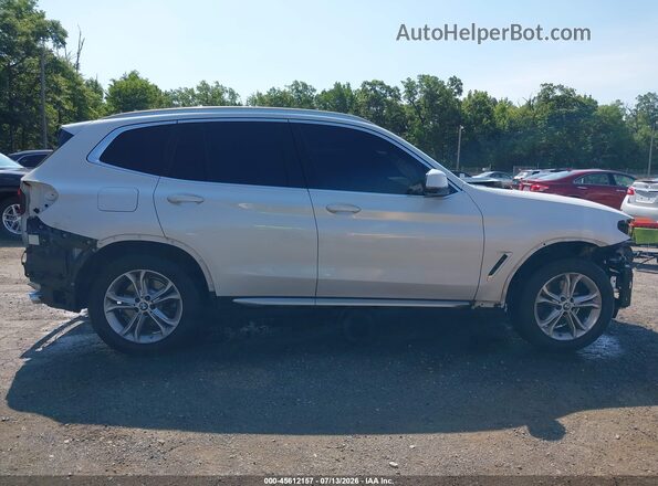 5UXTY5C08M9F41606 2021 BMW X3 White Սալոնի 360 աստիճան տեսք