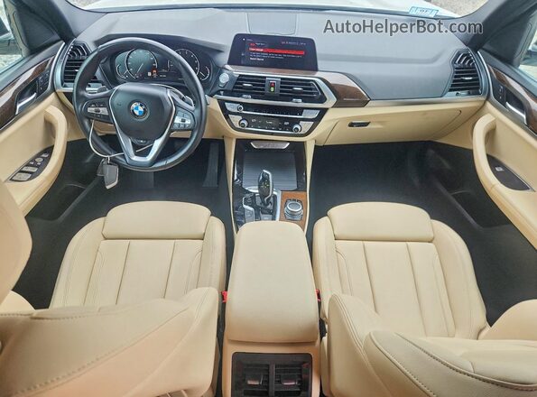 5UXTY5C0XL9D58416 2020 BMW X3 Белый Вид панели приборов