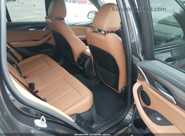 5UXTY9C02M9F13016 2021 BMW X3 Gray Vista de la etiqueta del VIN