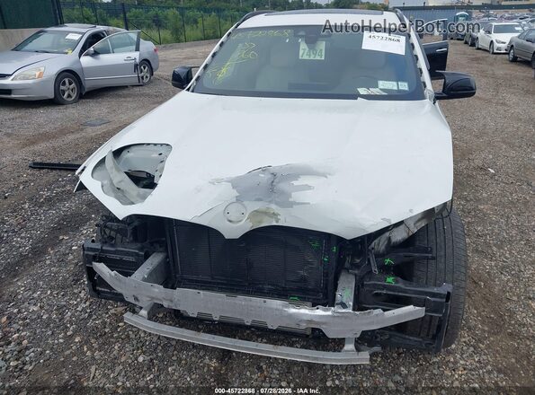 5UXTY9C03M9E20232 2021 BMW X3 White Widok zestawu wskaźników