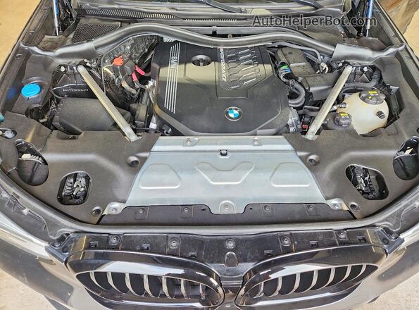 5UXTY9C09M9G18457 2021 BMW X3 Black Շարժիչի բաժամունքի տեսք