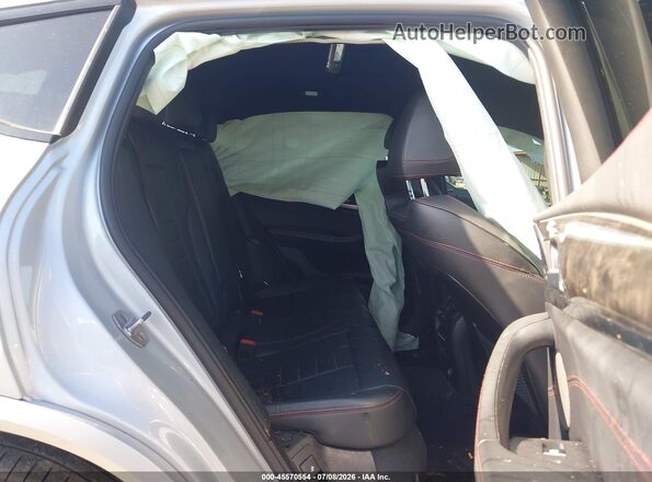 5UXUJ3C55KLA58437 2019 BMW X4 Silver Widok naklejki z numerem VIN