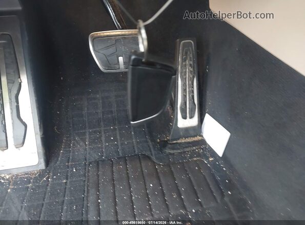 5UXUJ3C57KLG53368 2019 BMW X4 Белый Вид панели приборов